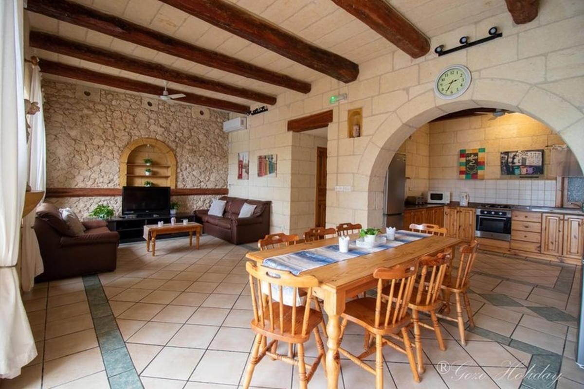 Bed and Breakfast Hibiscus Xagħra Exterior foto